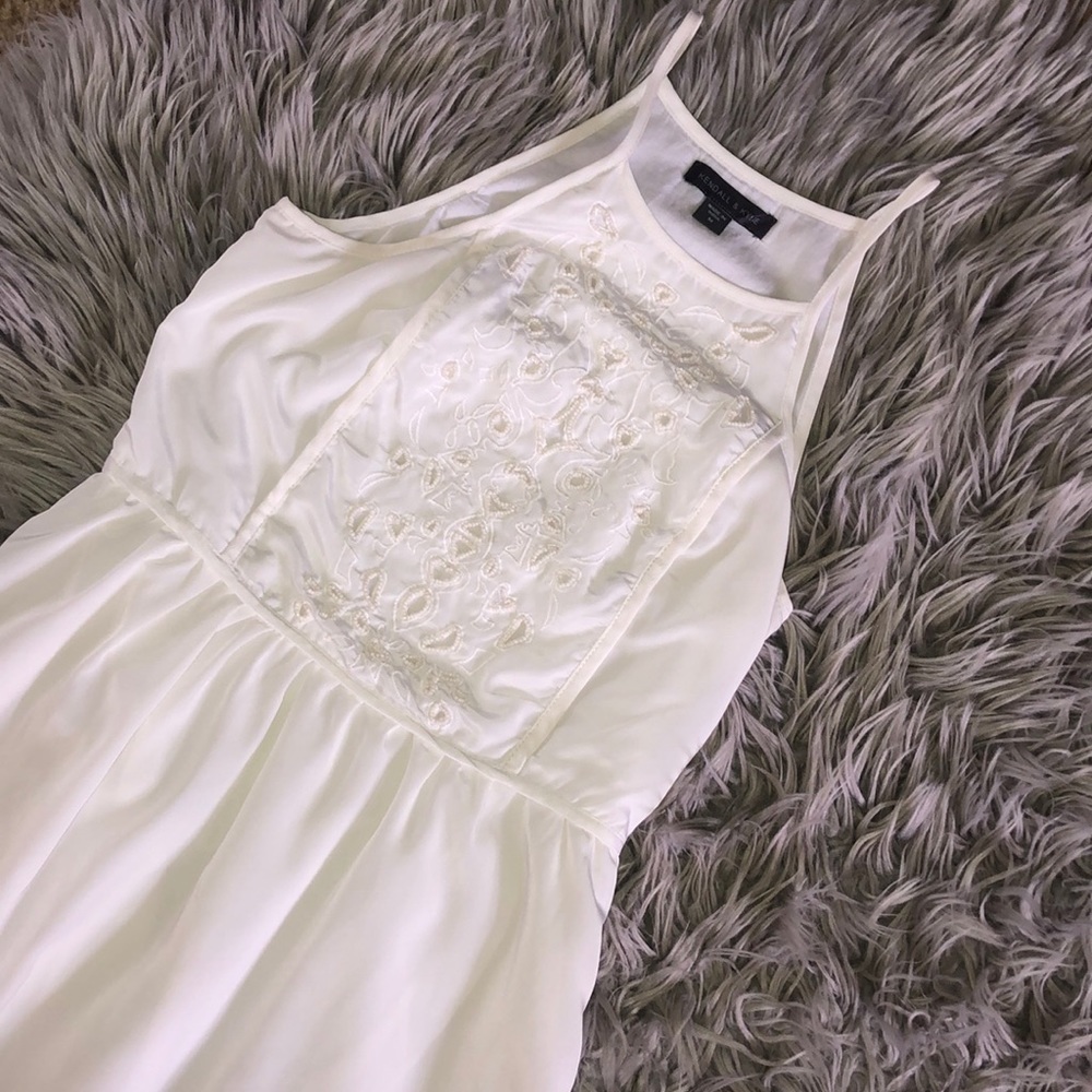 Kendall & Kylie white high neck dress